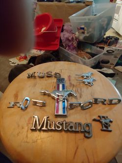 1969 302 Mustang Emblems