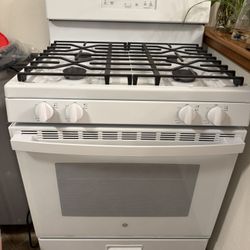 GE Gas Range Stove 