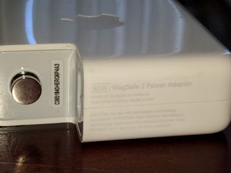 85W Magsafe 2 MacBook charger for parts only