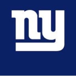 NY GIANTS 4 SEASON TICKETS W/ PARKING PASS