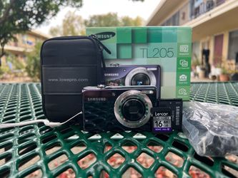 Samsung Zoom Lens TL205 12.2 MP Digital Camera - Purple