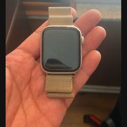 Apple Watch Series 4