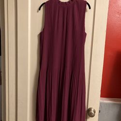 Pleated Neck Light Weight Dress