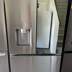 LG COUNTER DEPTH GLASS MIRROR INSTAVIEW SMART FRENCH DOOR REFRIGERATOR WITH CRAFT ICE 