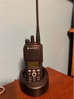 Motorola XTS 2500  380-470mhz