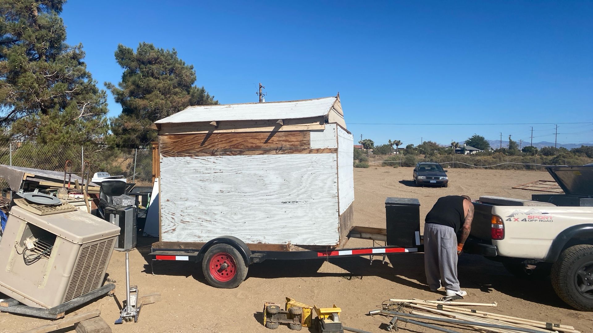 Small Utility Trailer /shed