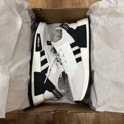 Adidas NMD_R1 V2 SHOES