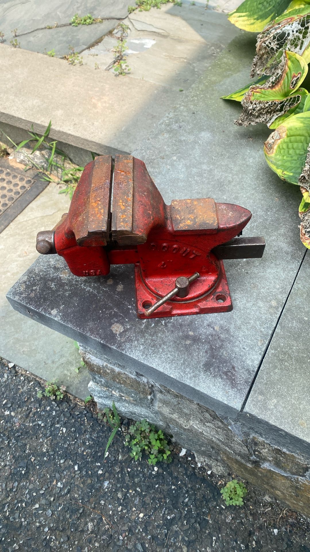 USA Made Vise.