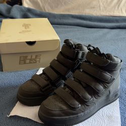 NIKE AIR  -- Billie Eilish Sneakers LIMITED EDITION --