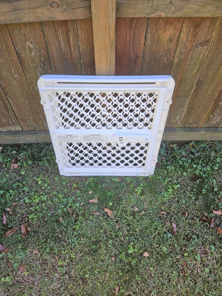 Baby/puppy Gate