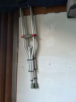 Adjustable Aluminum  Crutches