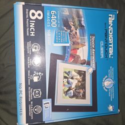 Pandigital Picture Frame W/ Pantouch 