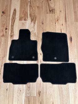 2020 Ford Explorer Floor Mats