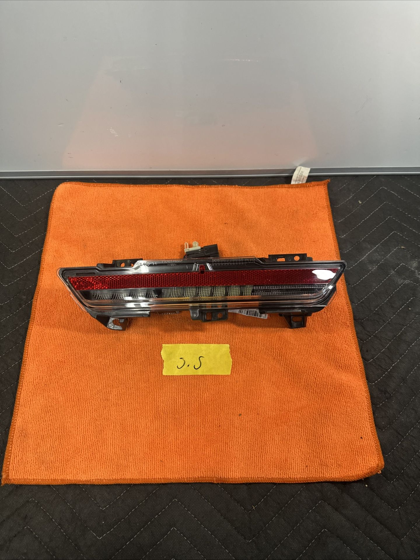 🌟Range Rover L(contact info removed)*+ LED OEM Right Rear Bumper Light LR152297