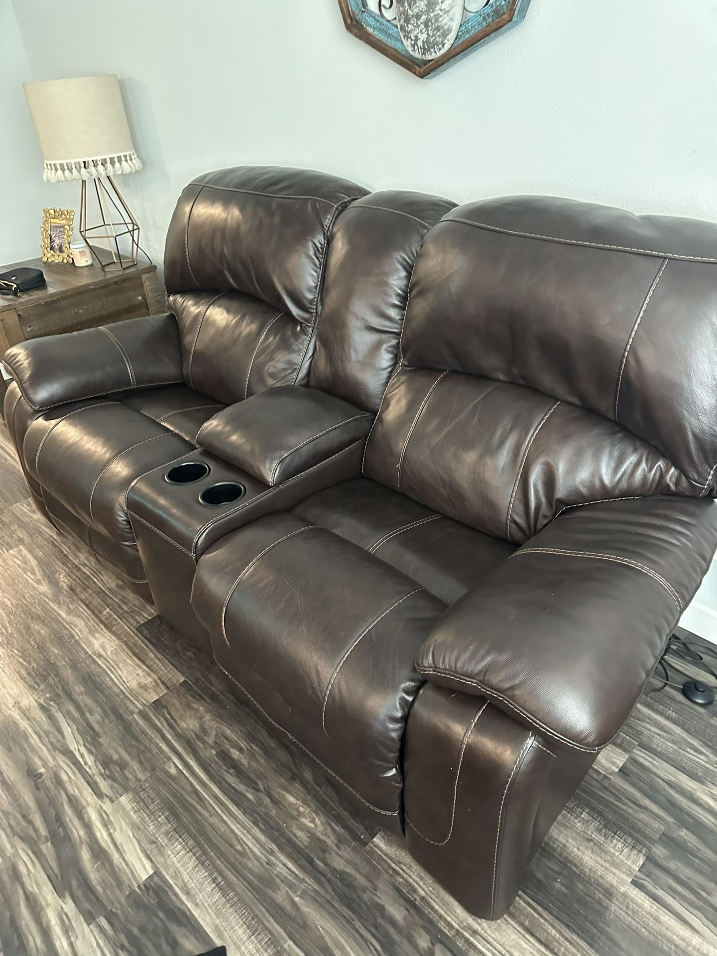 Leather Power Reclining Sofa’s