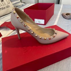 Women’s Pumps High Heels Valentino Garavani  Rockstud 