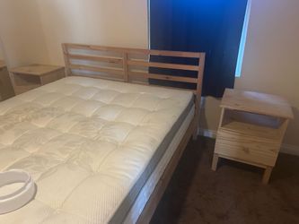Matching 4-piece bedroom set