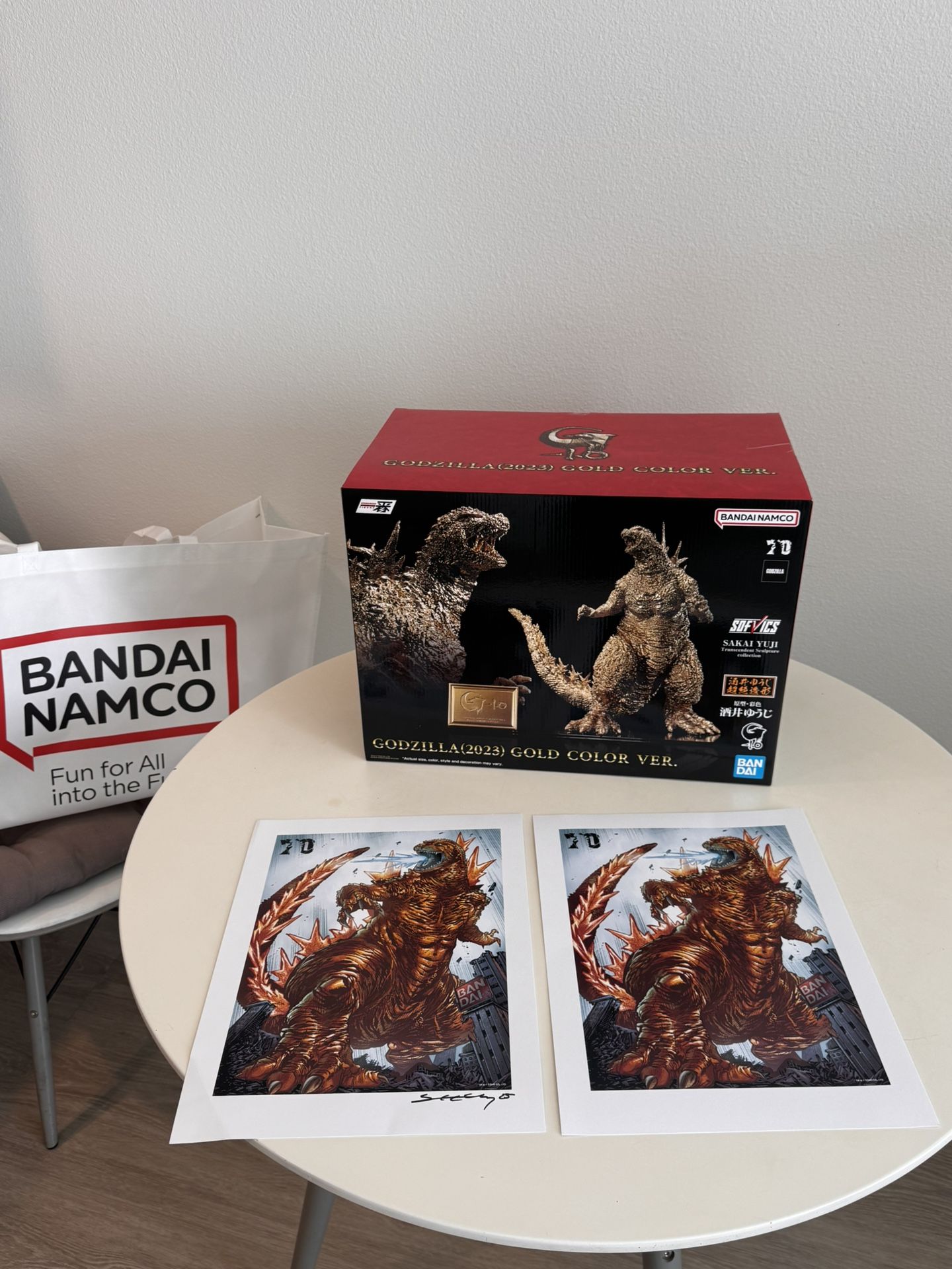Limited Gold Godzilla + 2 Posters with sign