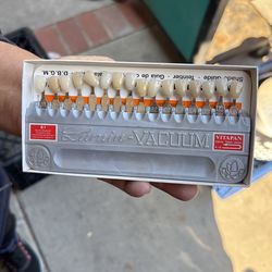 Dental color meter