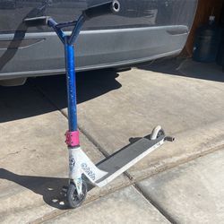 District Scooter