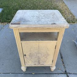 Free Desk