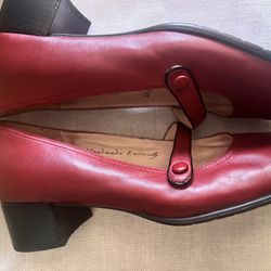 Lightly Worn Real leather Mary Janes 