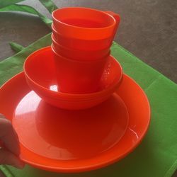 Plastic Set