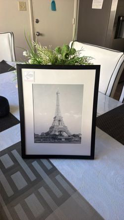 Framed Eiffel Tower Black and White Print