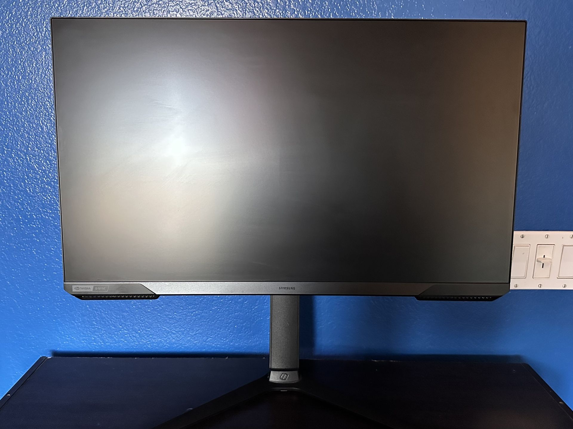 Samsung G50A 27” 1440p Gaming Monitor *PARTIALLY BROKEN HDMI PORT*