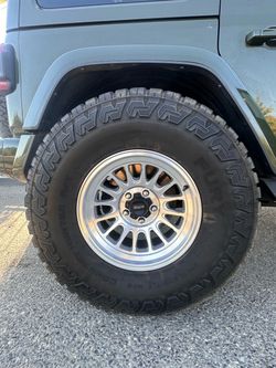 FURY 37/12.50 R17 R/T