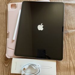 iPad Air 13” (M2 chip / 2024 / purple color) 128GB with pink keyboard case and stylus pen 