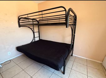 NEW BUNKBED FULL/TWIN  AND MATTRESSES