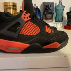 Jordan 4 red thunder