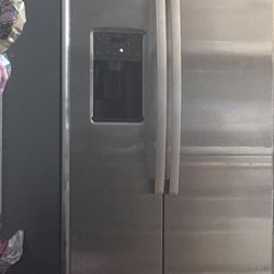 Refrigerator (GE)