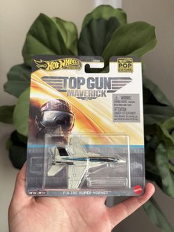 Hot Wheels Premium Top Gun