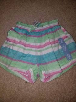 Baby Gap shorts *NEW*