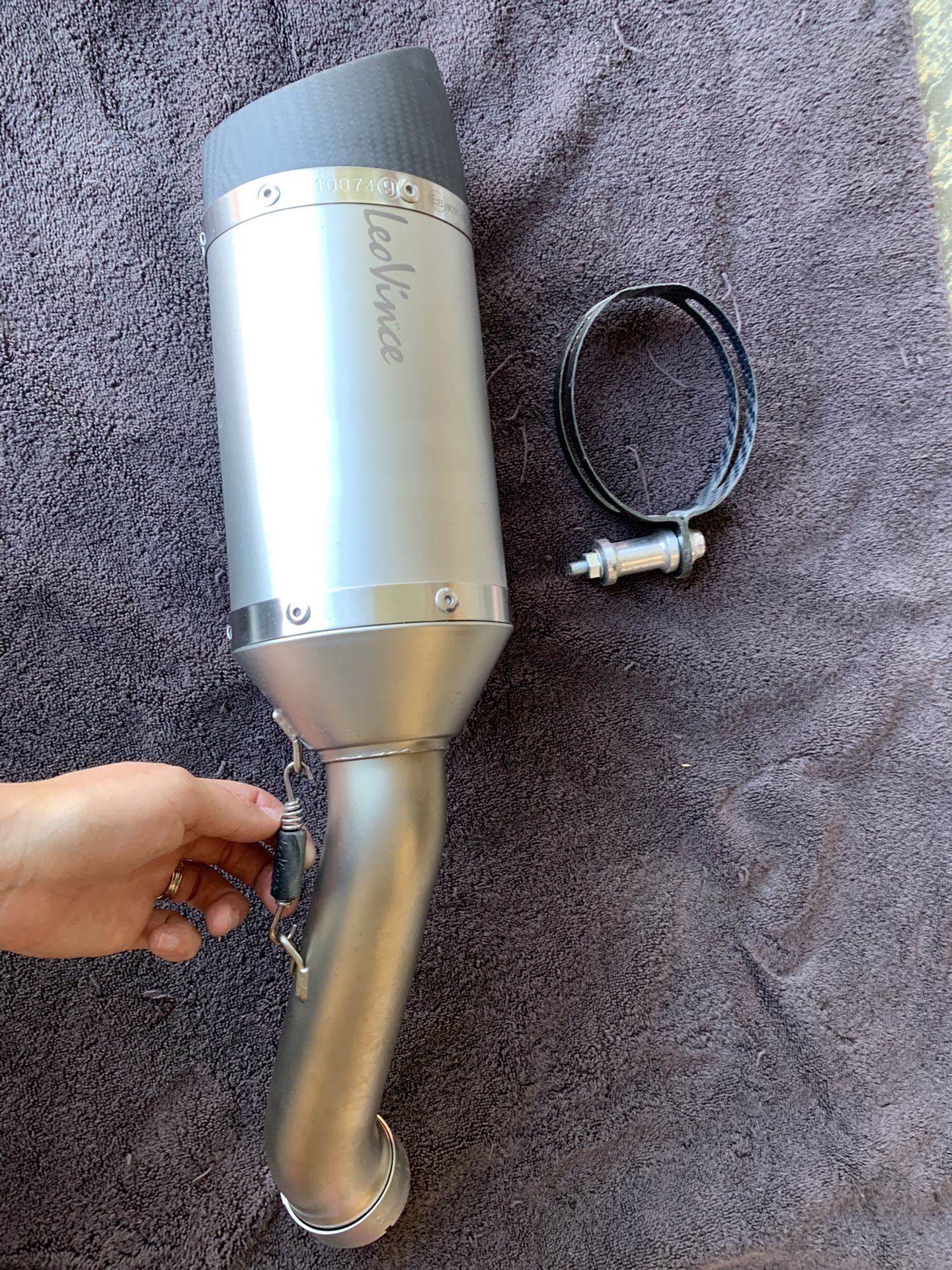 Leo Vince Universal Slip-On Motorcycle Muffler