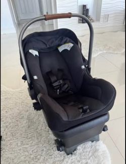 Nuna car seat