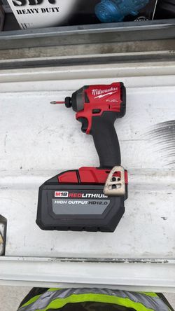 Milwaukee 12.0 battery m18