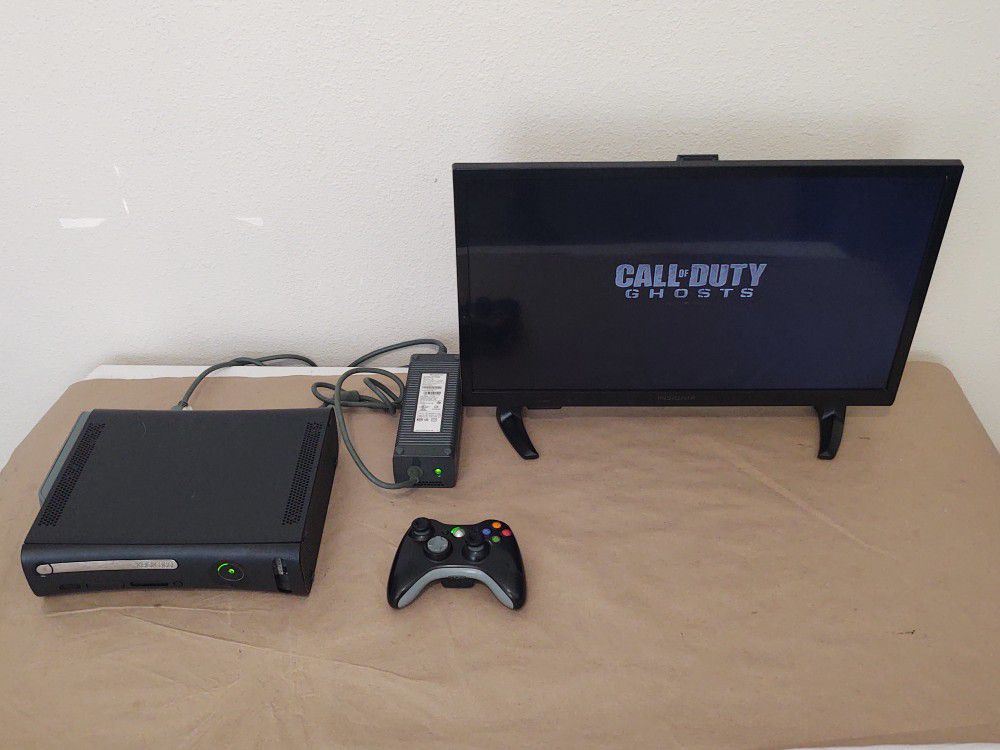 Xbox 360 System Complete with Remote and Call of Duty Ghosts
