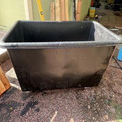 U Line Poly Box 