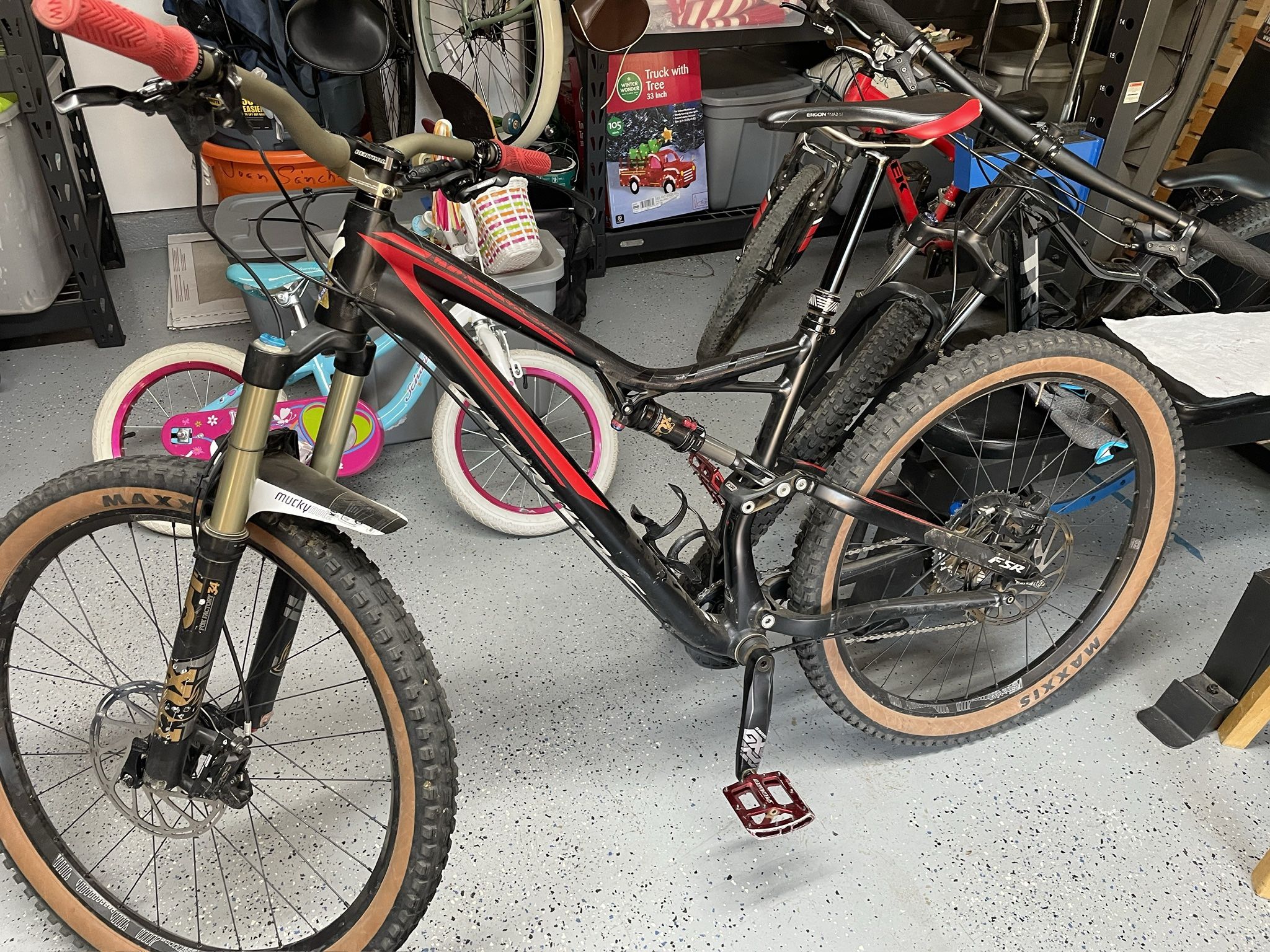 2018 Specialized Mountain Bike