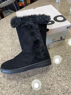 Boots Size 6Y Or 7 In Women’s 
