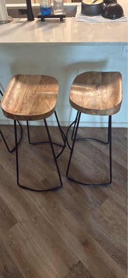 Barstool chairs set of 4