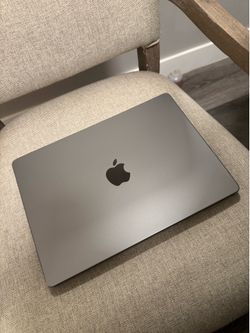 Macbook Pro M1 Pro 16GB RAM 1TB SSD 14 Inch