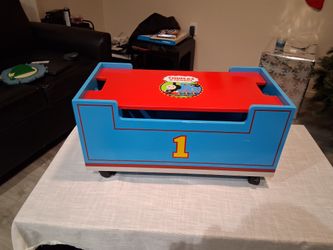 THOMAS THE TRAIN TOY BOX