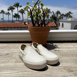 Karina Rozunko UltraCush Platform Leather Vans (Men’s 4.5 / Women’s 6.0)