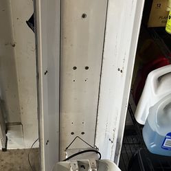 Free Garage Light Fixtures With Bulbs 