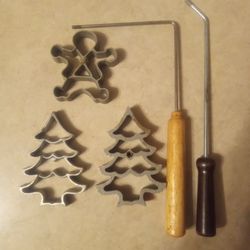 Vintage Rosette Iron Set