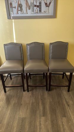 Dining chair